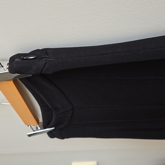 Stretchy trouser - Picture 4 of 4